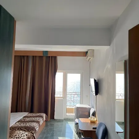 Jolie Otel 2*